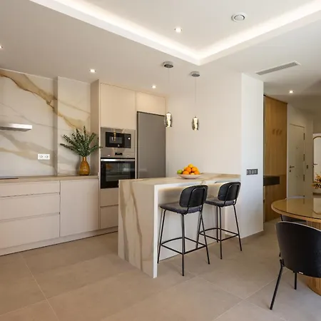 ático Avenida Edf. Cayetana * Fuengirola