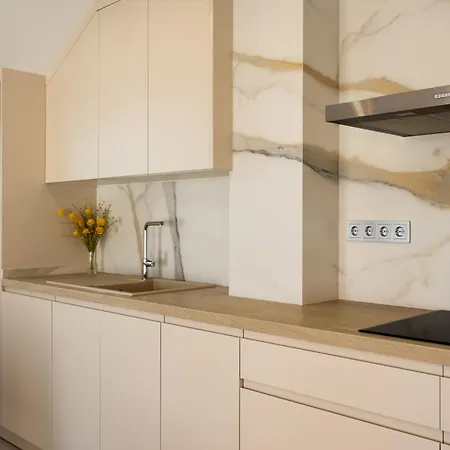 Atico Avenida Edf. Cayetana Apartment *