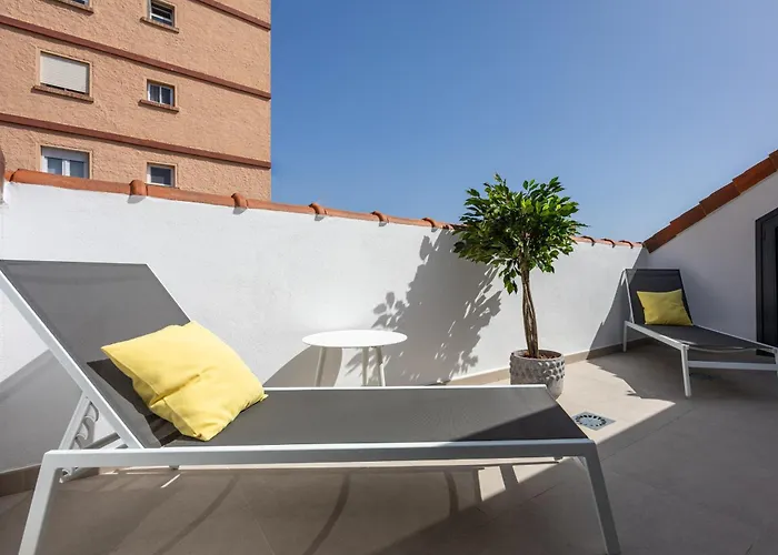 Apartament Atico Avenida Edf. Cayetana