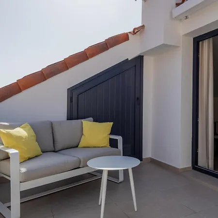 Atico Avenida Edf. Cayetana *