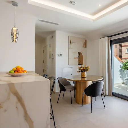 Atico Avenida Edf. Cayetana Διαμέρισμα Fuengirola