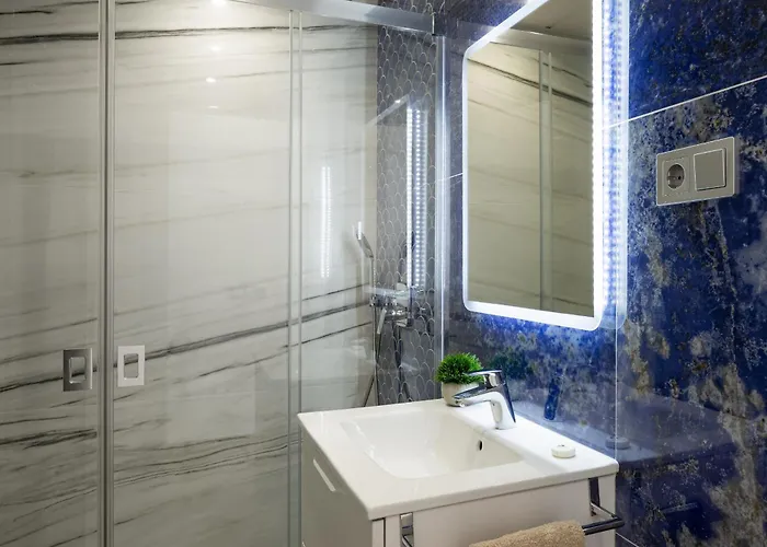 Atico Avenida Edf. Cayetana